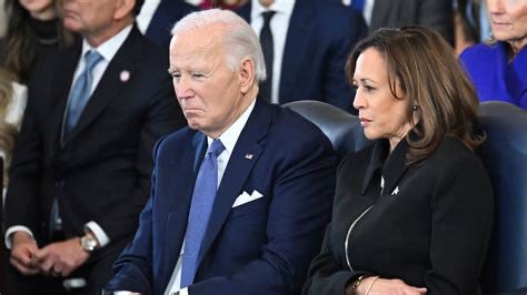 HabbaAlina55710's tweet photo. They stole the 2020 election and when people protested, they raided their houses with guns drawn and threw thousands of Americans in prison for exercising their peaceful right to protest. 

Remember who the Democrats truly are when voting this November. https://t.co/VednTCRMHe