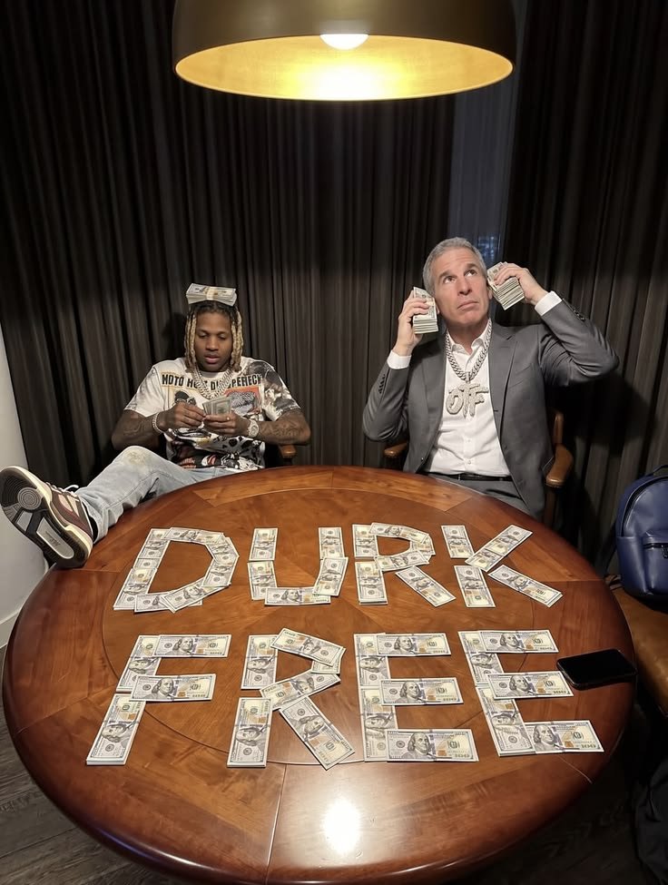 LILJEFF4001's tweet photo. Free Durk till it's backwards. https://t.co/8VZPNLbThw