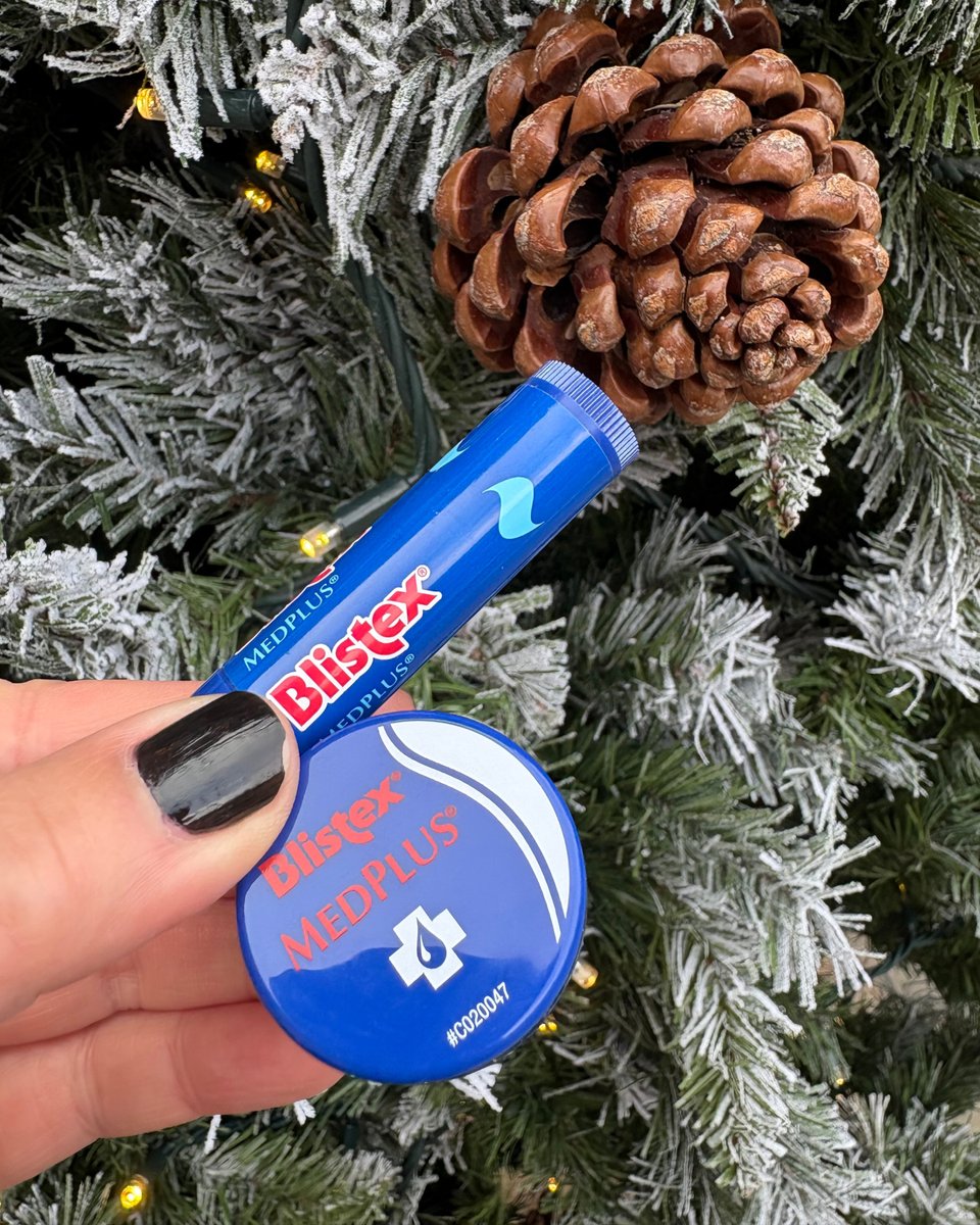 williamgarw40w's tweet photo. From outdoor markets to cozy evenings by the fire, winter can be tough on your lips. The Blistex MedPlus Stick protects against cold and wind on the go, while the MedPlus Jar supports intensive overnight recovery. Thrive all winter. https://t.co/vgOTDretWf