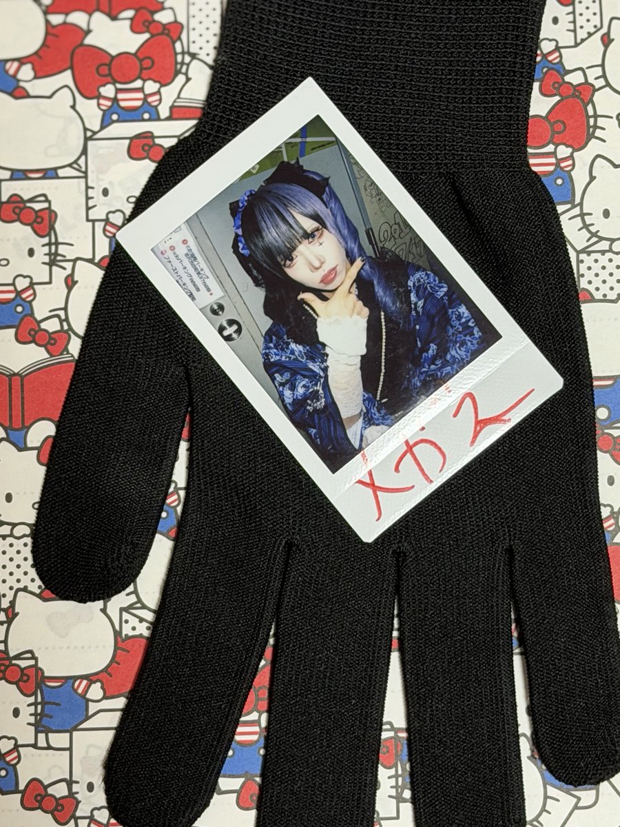 8mitsuhime's tweet photo. 0.1gの誤算
緑川裕宇バースデーツアー
【開運❤️お踏み参り2026！！】
9/23名古屋CLUBQUATTRO
裕宇さんから御朱印書いてもらって、眞崎さんの手袋🧤GETしました‼️
さっそくご利益✨ https://t.co/PtMmOXIt9I