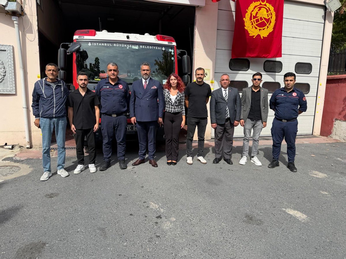 bahcelievlerchp's tweet photo. İlçe Başkanımız Sayın Gökmen Güneş, İlçe Yönetim Kurulu Üyelerimiz, İlçe Gençlik Kolları Başkanımız Görkem Fırat Çakır ve Gençlik Kolları İl Başkan Yardımcımız Umut Can Yıldız ile birlikte, Kocasinan ve Siyavuşpaşa İtfaiye İstasyonlarını İtfaiye Haftası sebebiyle ziyaret ettik. https://t.co/Yd6LyHr1mZ