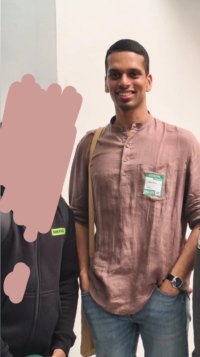justnikhil_'s tweet photo. Met a very humble guy who handles tech at a small company. @zerodha or something was the company name i guess. https://t.co/tvbd1a5nAm