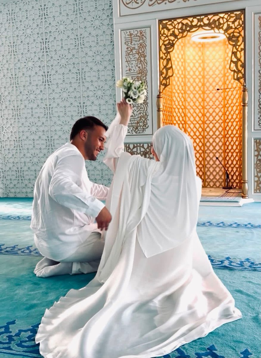 sohaila12366's tweet photo. العوض الذي يأتي من الله "مهما تأخر" يأتي مُذهلًا ، مُباركًا ، جابراً 🤍 https://t.co/UpwjaGgZ4q