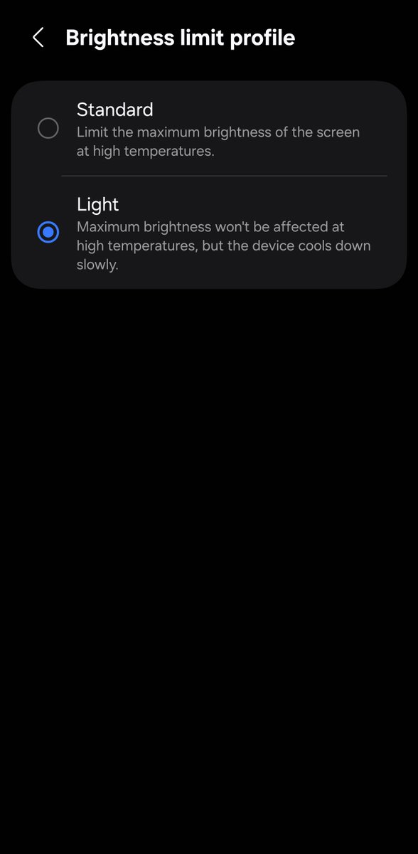 CZP01190555's tweet photo. @techdroider I BET you didn't put the samsung in light mode for this test https://t.co/EgMG4vKD5F