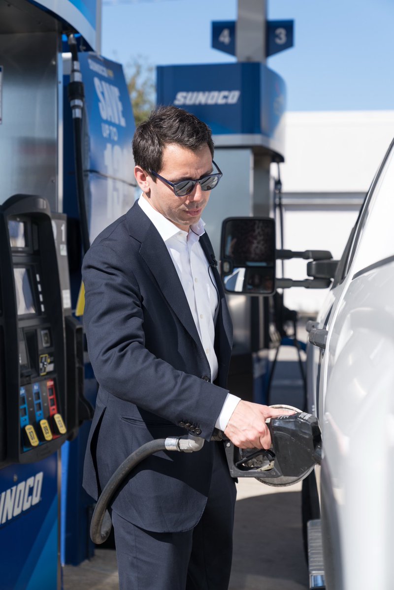 j_fishback's tweet photo. Today, we sold gas at the Pre-Iran War price of $2.98

End the war = cheaper gas https://t.co/3bYQLJGhYa