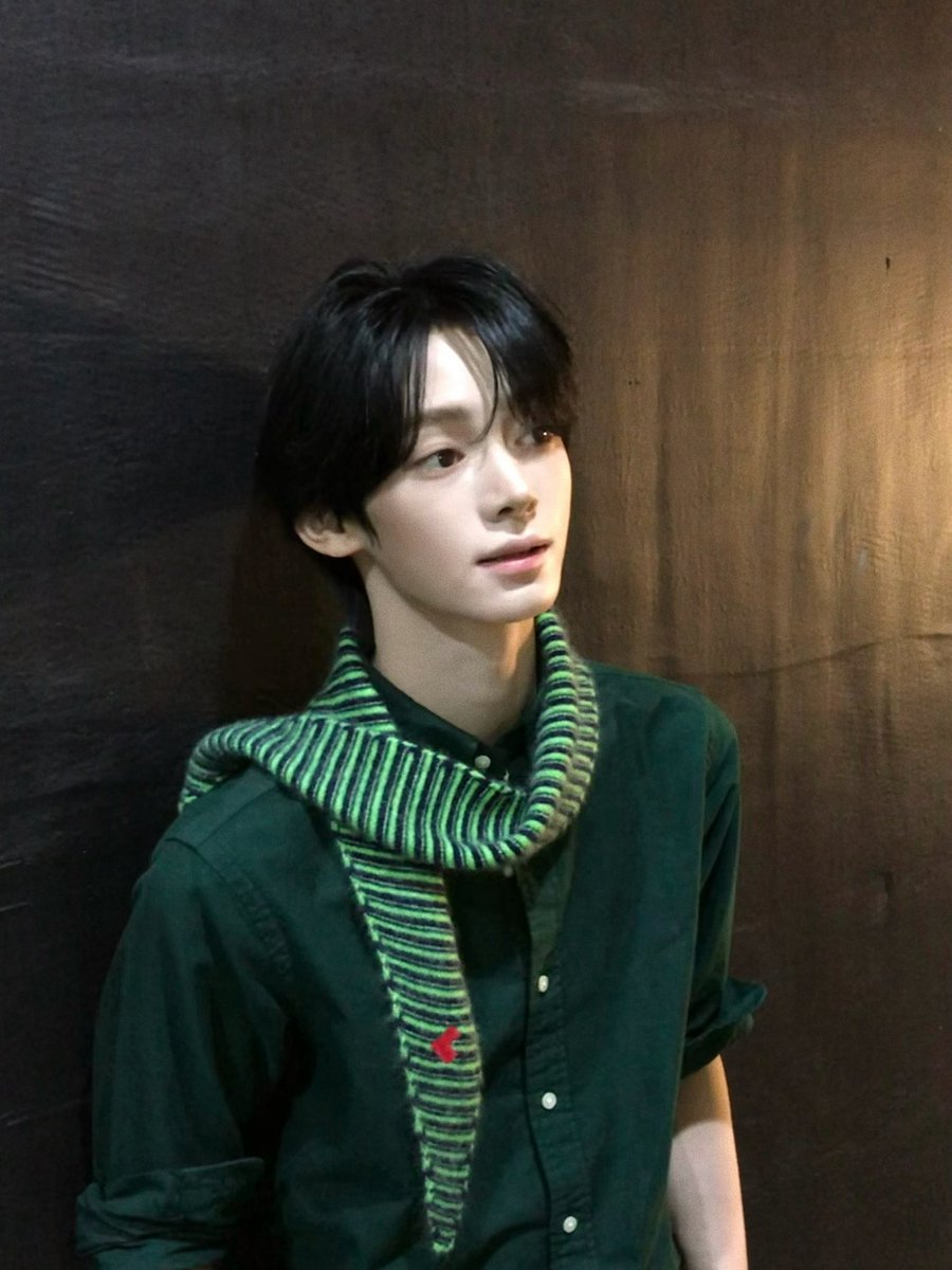 WITHUS247's tweet photo. 📮 WV 260927 💌
#อันยองคุณซาอี ช่วงวีเวิร์สไทม์จากคุณหนูฮันจิน (1/3)

🐰 : คอนเสิร์ตเดี่ยวครั้งแรกกับ 42 ที่กรุงเทพวันนี้ ผมมีความสุขมาก ๆ เลยครับ!

และวันนี้ฝนก็ตกด้วยใช่มั้ยล่ะครับ ถึงแม้ฝนจะตก แต่ทุกคนก็ยังมาดูพวกเรา ผมรู้สึกขอบคุณและเป็นห่วงตลอดเลยครับ 42 ทุกคนเดินทางกลับกันอย่างระมัดระวังนะครับ อย่าเป็นหวัดและก็อย่าบาดเจ็บด้วย! วันนี้เหนื่อยกันมามากเลยครับ!!

ข้าวเหนียวมะม่วงกับมะพร้าวที่ผมอยากกินที่กรุงเทพครั้งนี้ ในที่สุดก็ได้กินแล้วครับ และแม้ว่าเวลาจะสั้น แต่ก็ใช้เวลาไปอย่างเต็มที่ มีความสุขมากเลยครับ!!!

#한진 #HANJIN
#투어스 #TWS #247WithUs
