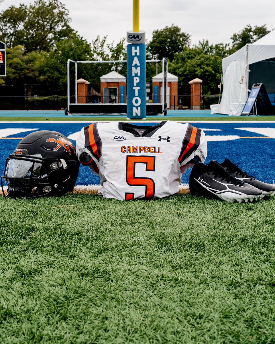 GoCamelsFB's tweet photo. Threads 🧵

#FightAsONE | #RollHumps 🐪🏈 https://t.co/Bk59H99UPN