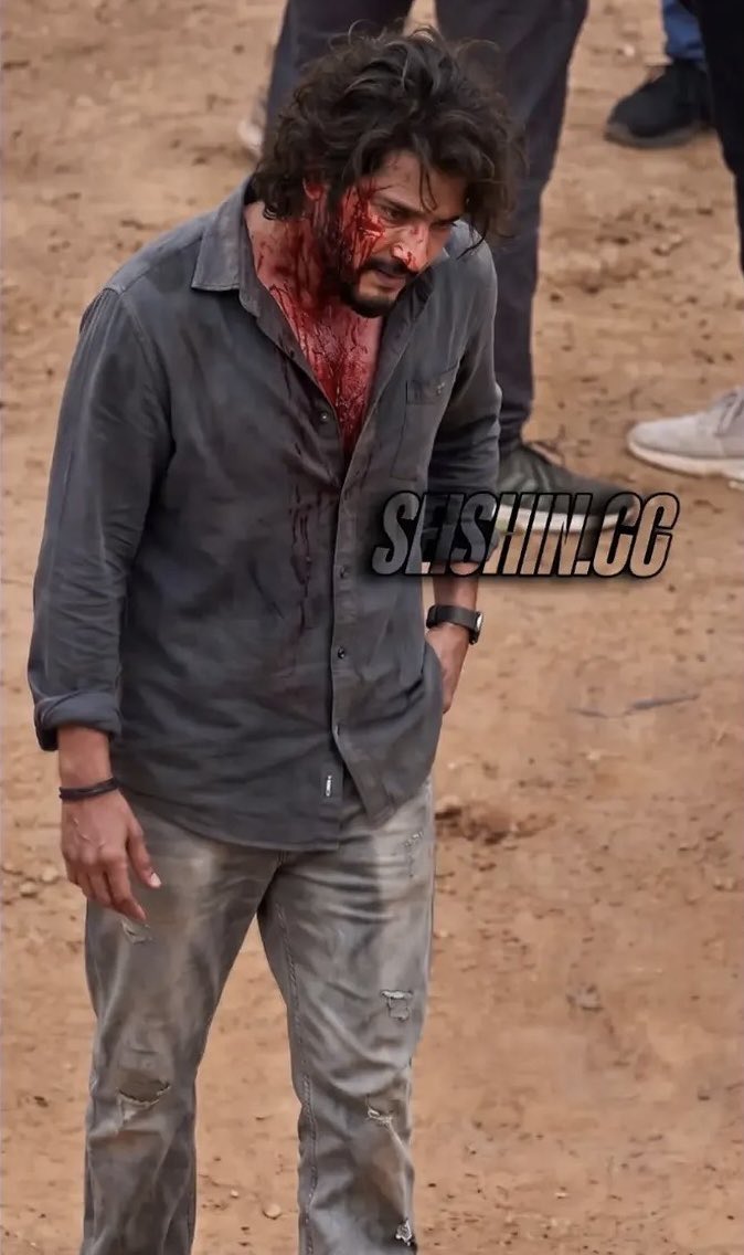 Iam_R45's tweet photo. Personally edited this intense still on my #iPhone17ProMax 📱🔥

Any TL editors here? 👀
Help me elevate this picture and make it even more cinematic! 🔥

A fierce still from #Varanasi, capturing Mahesh Babu drenched in blood and commanding the frame with unstoppable action energy. 🩸🔥👑

.
.

#MaheshBabu𓃵 #Varanasi #SSRajamouli #Superstar  #Tollywood  #photography #Iphone17ProMax #MaheshBabufans #IndianCinema