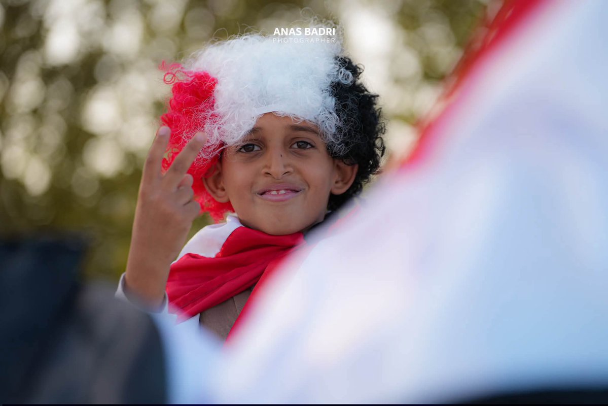 RadmanRadman7's tweet photo. اجمل لقطة ليلية للموكب السبتمبري الجماهيري في شوارع مأرب😍❤️‍🔥

#سبتمبر_مجيد
#مأرب_بيتنا_الكبير https://t.co/tH43tzlMOx