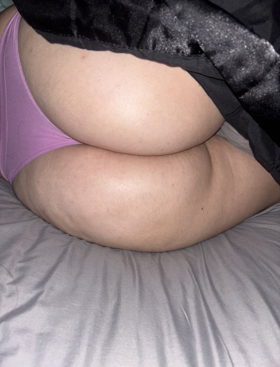 dvdvd12510's tweet photo. dm to submit or to get added into gc #submission https://t.co/0AmQDLJr16