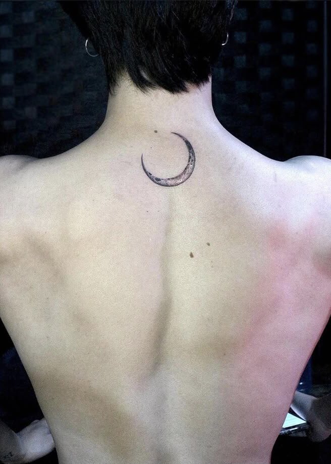 likecrazyj's tweet photo. i love that jm’s moon also has its venus https://t.co/r7RoSIE1fO