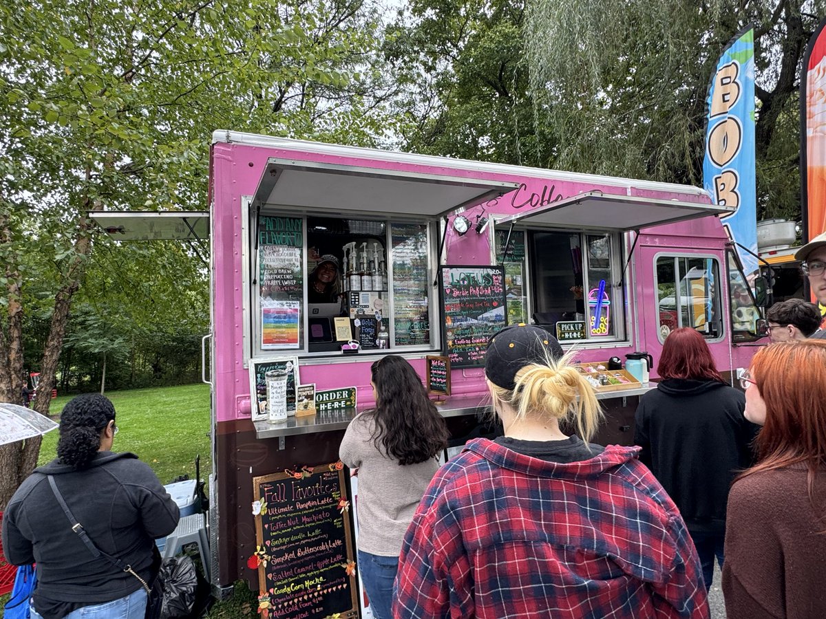 RepDelozier's tweet photo. Today at Apple festival in New Cumberland Boro lots of people ignoring Mother Nature and enjoying the vendors, food trucks, music and scarecrow making!! All food trucks like Quinn’s Coffee Bar were very busy. https://t.co/9rxiTi8mp0