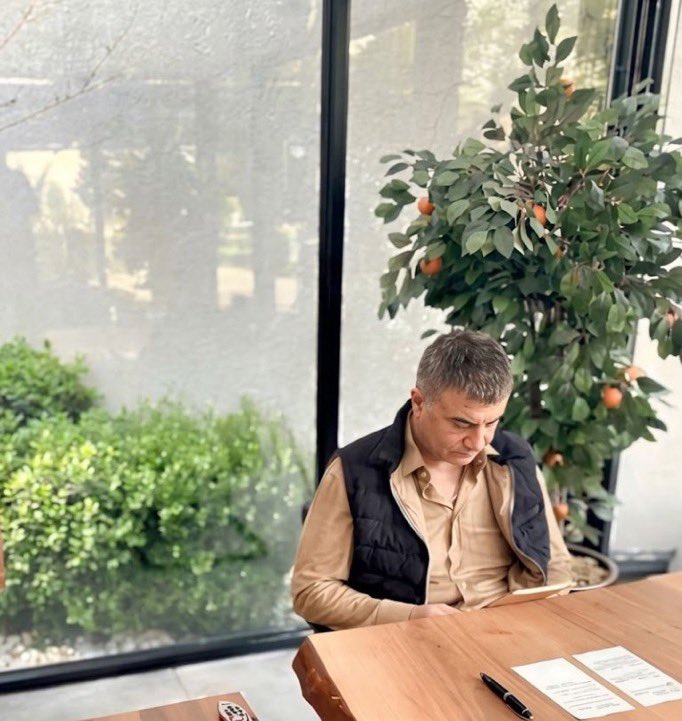BusraRspTR's tweet photo. Siz nerede olursanız olun,
biz sizi memleketin her köşesinde hissediyoruz.
İyi ki varsınız Reis. 

REİS SEDAT PEKER

#sedatpekerhalkınyanında https://t.co/vfQgub5WAd
