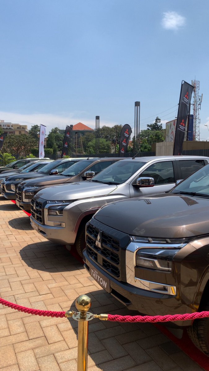 Philemonkats's tweet photo. What a great day to experience amazing cars from Mitsubishi, I couldn’t get enough of them!
#DiscoverYourNextDrive
#MitsubishiTriton
#VictoriaMotorsUganda https://t.co/ldKjFljLQA