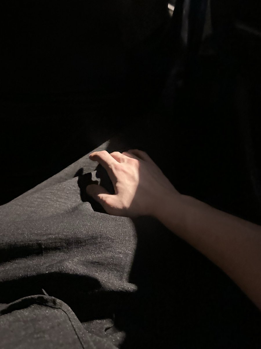 Dragon1197741's tweet photo. 手控的有福了🤨 https://t.co/9sYQxA9M7K