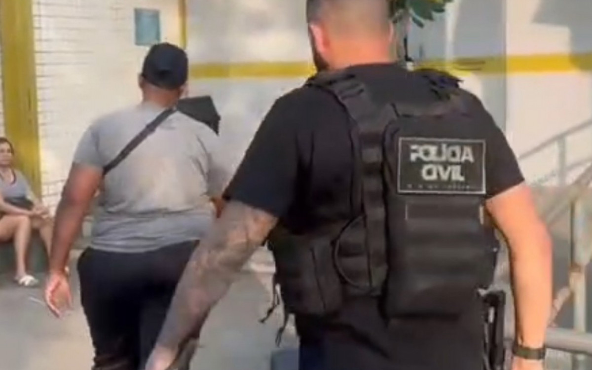 HeloBongiovani's tweet photo. Polícia prende mulher que proibia a mando do CV a circulação de motoristas de aplicativo em Magé
https://t.co/m1kLSr76ng https://t.co/Y7uiNxKH9O