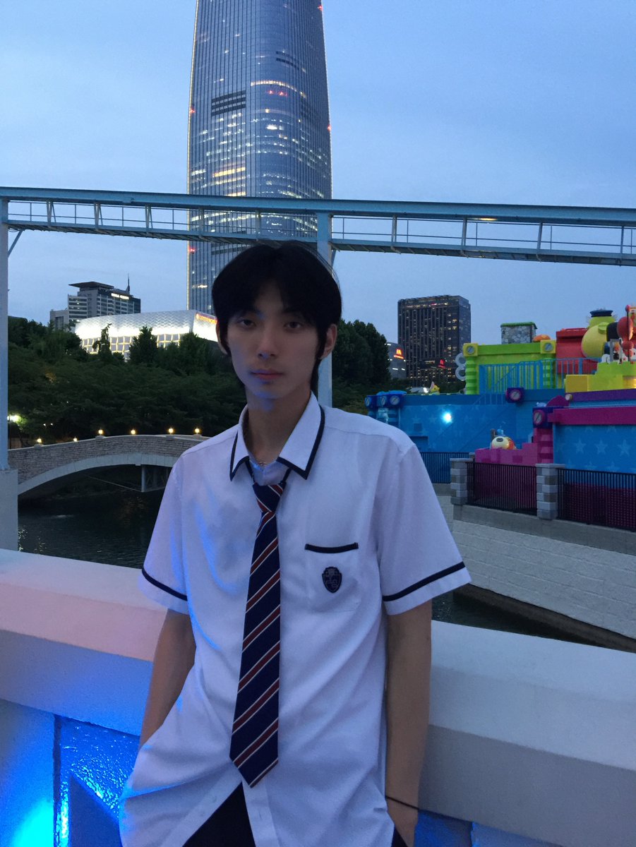 rileybakerpet8a's tweet photo. Mingkeukeu https://t.co/hE2dlWYFCy