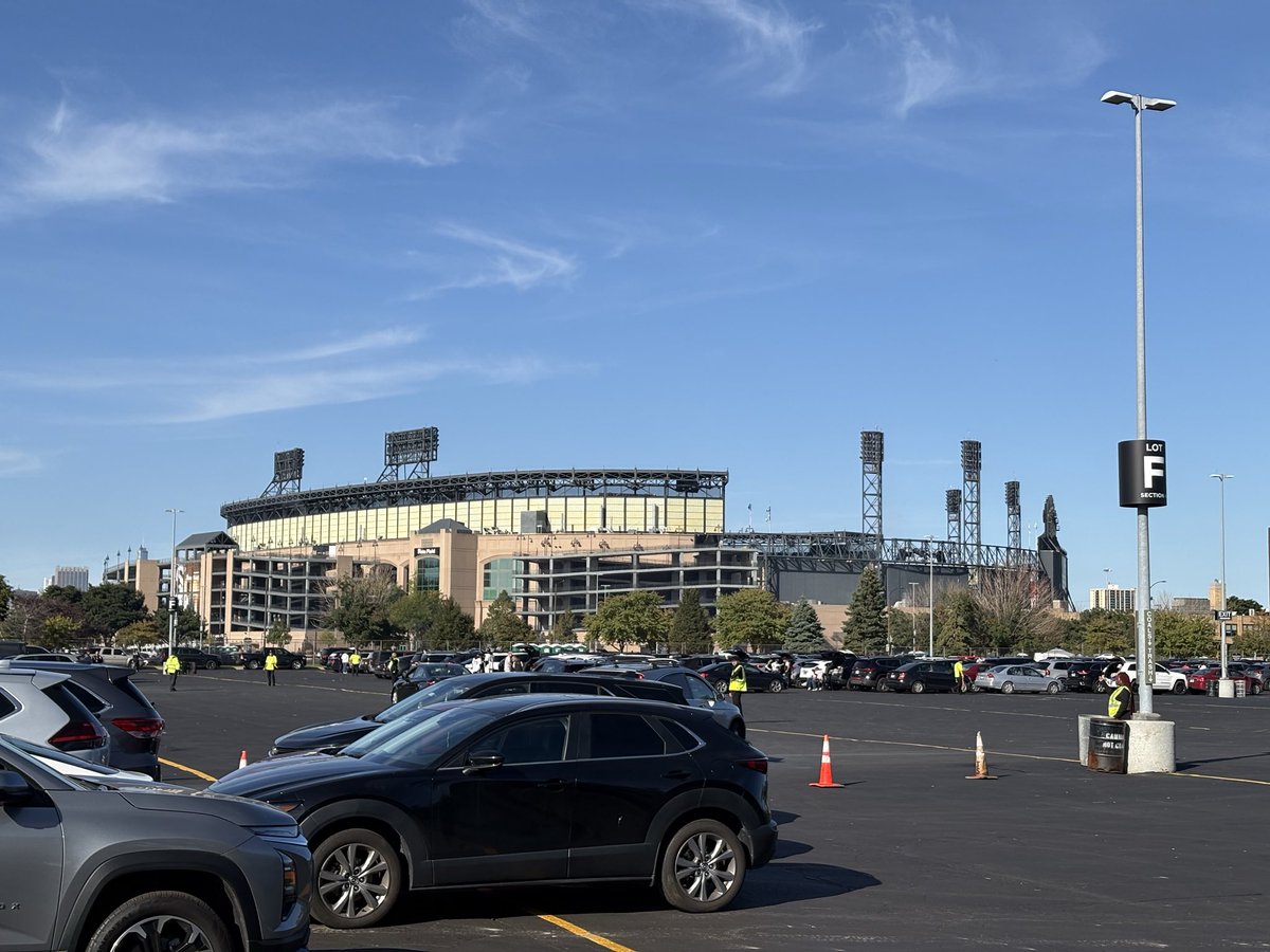 jj_hegg's tweet photo. We’ve been here through it all. One more weekend to celebrate the #whitesox https://t.co/unfwnP52fm