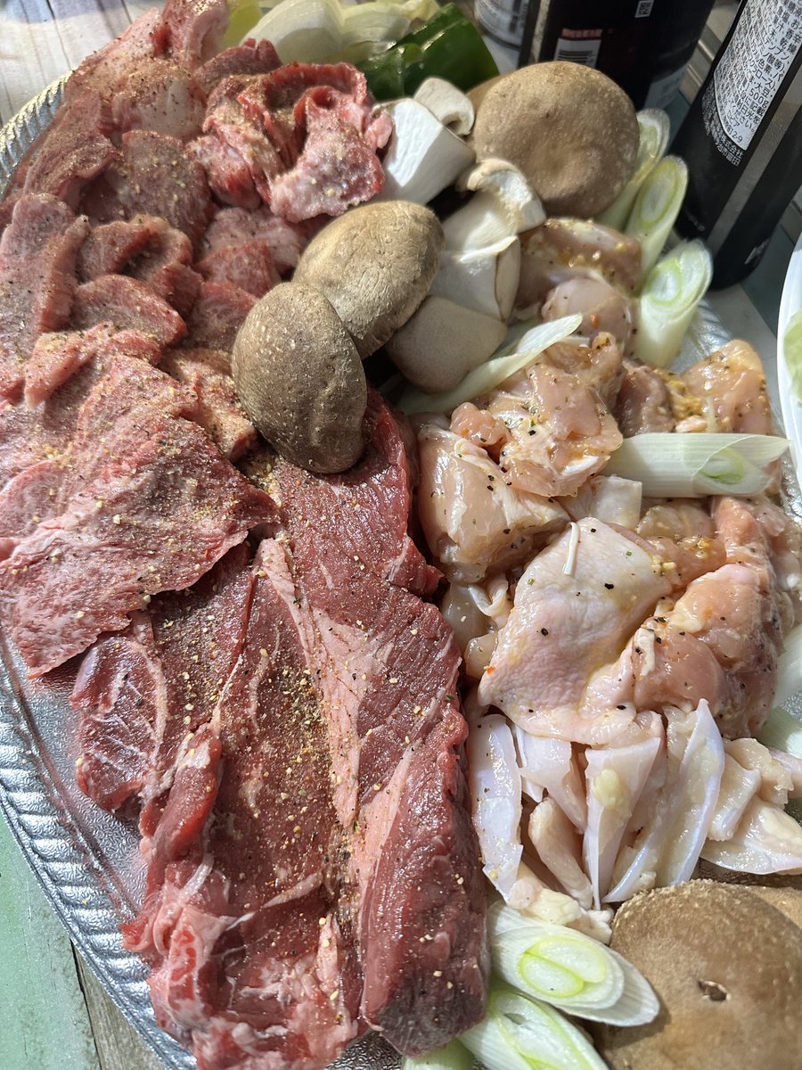 yu_kun00004's tweet photo. おはやおー☺️
今日も、BBQ撮影会📸
朝から、準備して海に向かいます！
本日も宜しくお願いします✨ https://t.co/ro0zO6NLJC