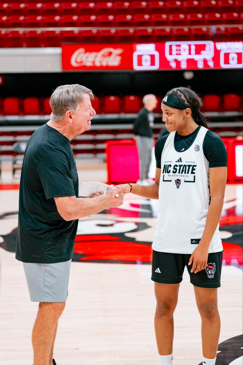 destiny_kyshe's tweet photo. I’m just tryna get it straight #kyshementality #kyshe @PackWomensBball https://t.co/xuqy8Y1h9D
