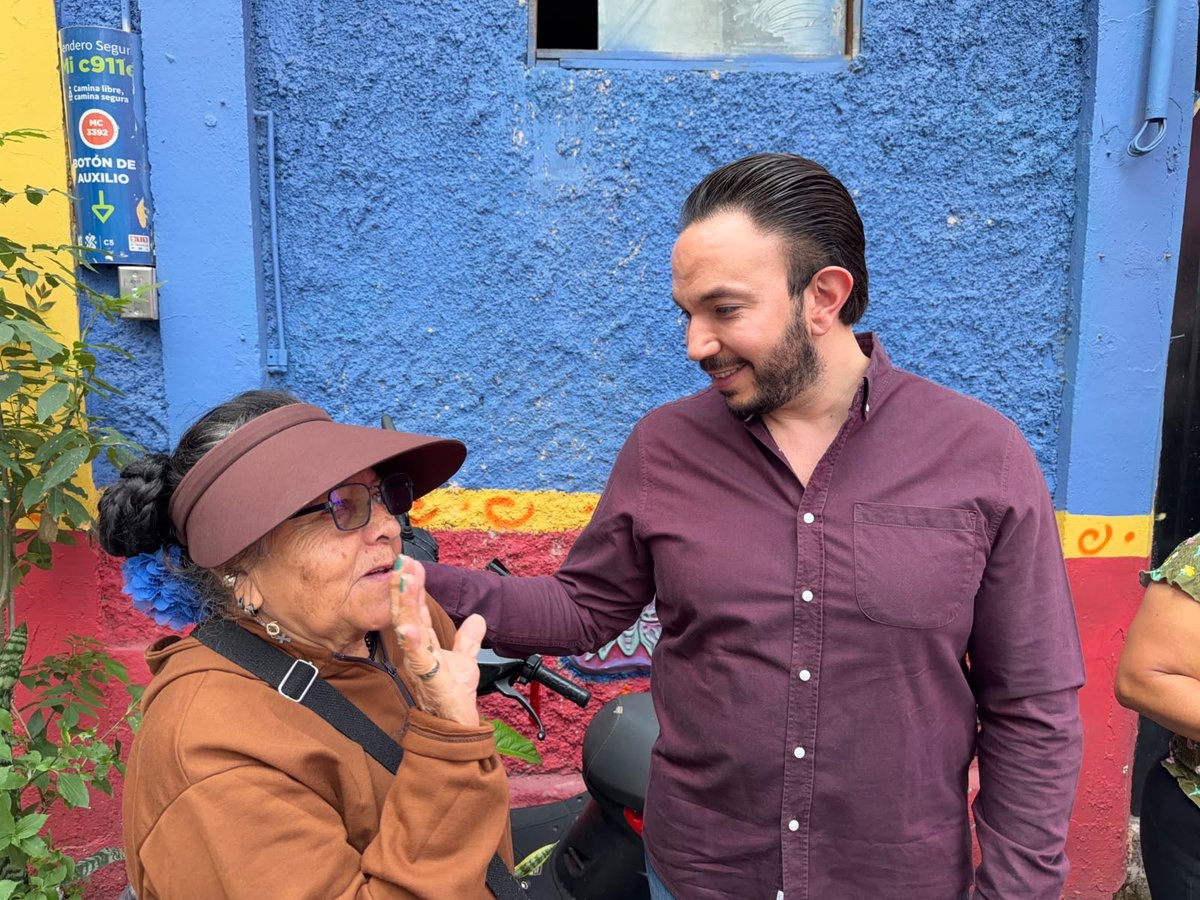 FarukMTake's tweet photo. Agradezco a I@s vecin@s el cálido recibimiento para seguir informando en defensa de la soberanía https://t.co/9N8dqTQoGM