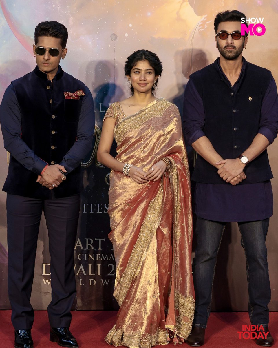 IndiaToday's tweet photo. #InPics | MrBeast, Ranbir Kapoor, Sai Pallavi and Ravi Dubey attend a promotional event for the upcoming film Ramayana: Part 1 in Mumbai.
#RamayanaPart1 #RanbirKapoor #SaiPallavi #MrBeast #NiteshTiwari #ShowMo #ITPhotoblog https://t.co/j5vEttUkMM