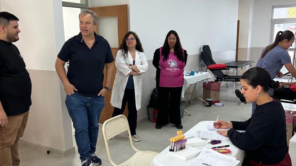 CascallaresPJ's tweet photo. Esta mañana participamos de la nueva campaña de donación de sangre organizada por @causacomunbrown en el nuevo edificio que construimos para el Instituto Superior de Formación Docente N° 41 de Almirante Brown. 

Gracias al Centro de Estudiantes del ISFD N° 41, a los Scouts y a la Cruz Roja Argentina por hacer posible esta jornada solidaria en favor de nuestros hospitales Lucio Meléndez y Arturo Oñativia.

#BrownConVos