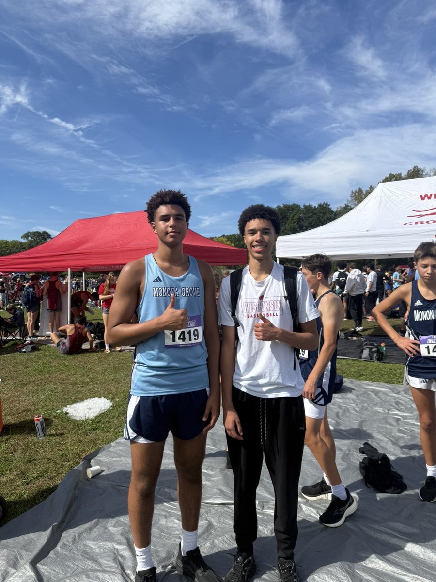 jaydenjacksn4's tweet photo. Big meet this past weekend and we PR by 1 minute back to back PR back to back meets!! https://t.co/HYbn4AV0jA