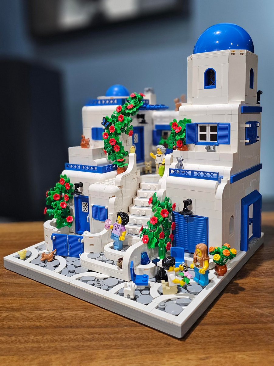 LEGOBrickBros's tweet photo. Mykonos Modular MOC by StrangeLego (Reddit)!

#LEGO https://t.co/Rk151FAL3w