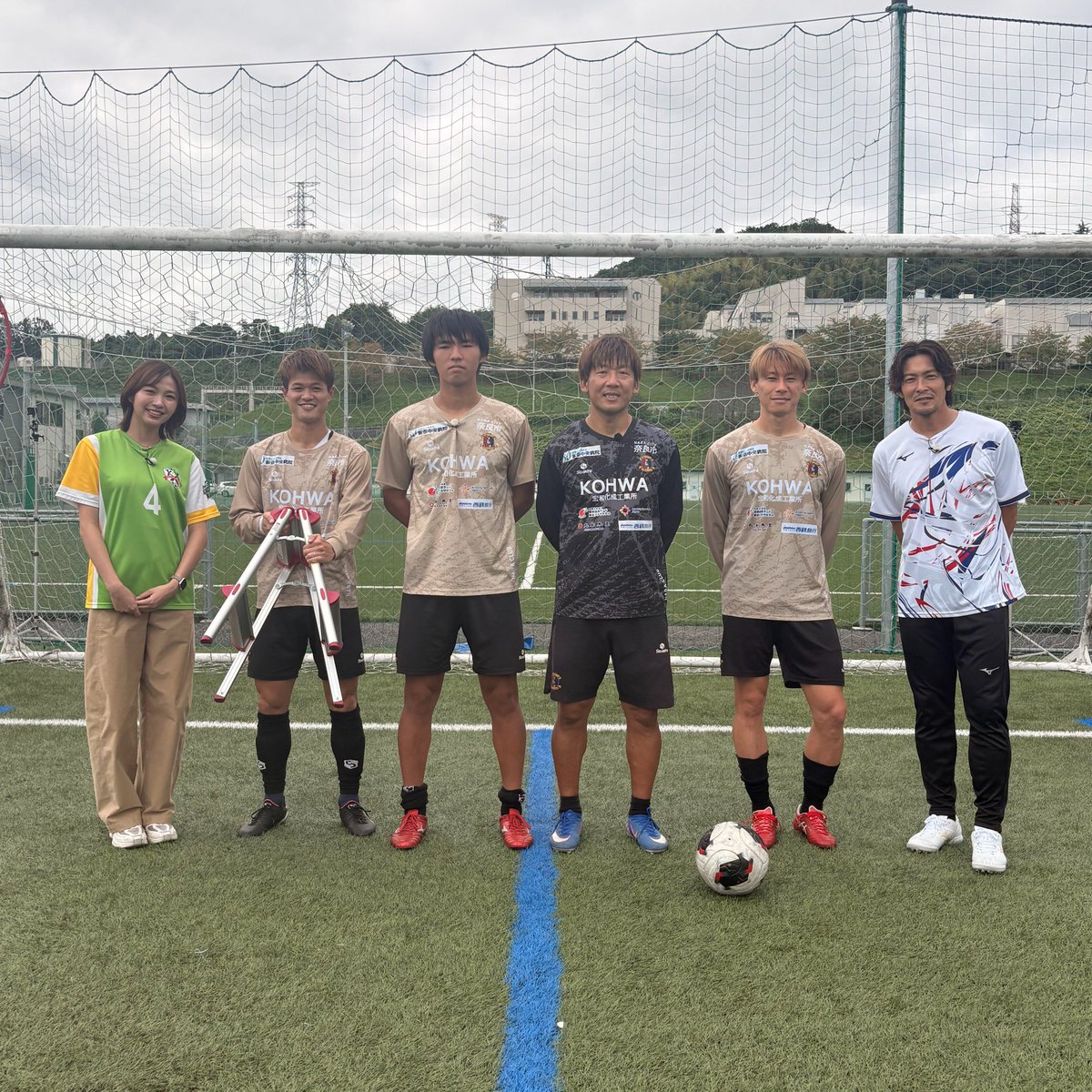naraclub_info's tweet photo. 【メディア】

\\ カンチャレ優勝ご褒美が今夜放送！//

今夜27日(日)深夜0時50分～MBS「KICK OFF！KANSAI」は、カンチャレ優勝のご褒美企画が放送されます⚽️

🗓️9/27(日)0:50～
📺#MBS毎日放送「KICK OFF！KANSAI」
👤#大黒将志 監督、#関口智也 選手、#川西翔太 選手、#田村亮介 選手

@KICK_KANSAI 

#奈良クラブ #キックオフカンサイ