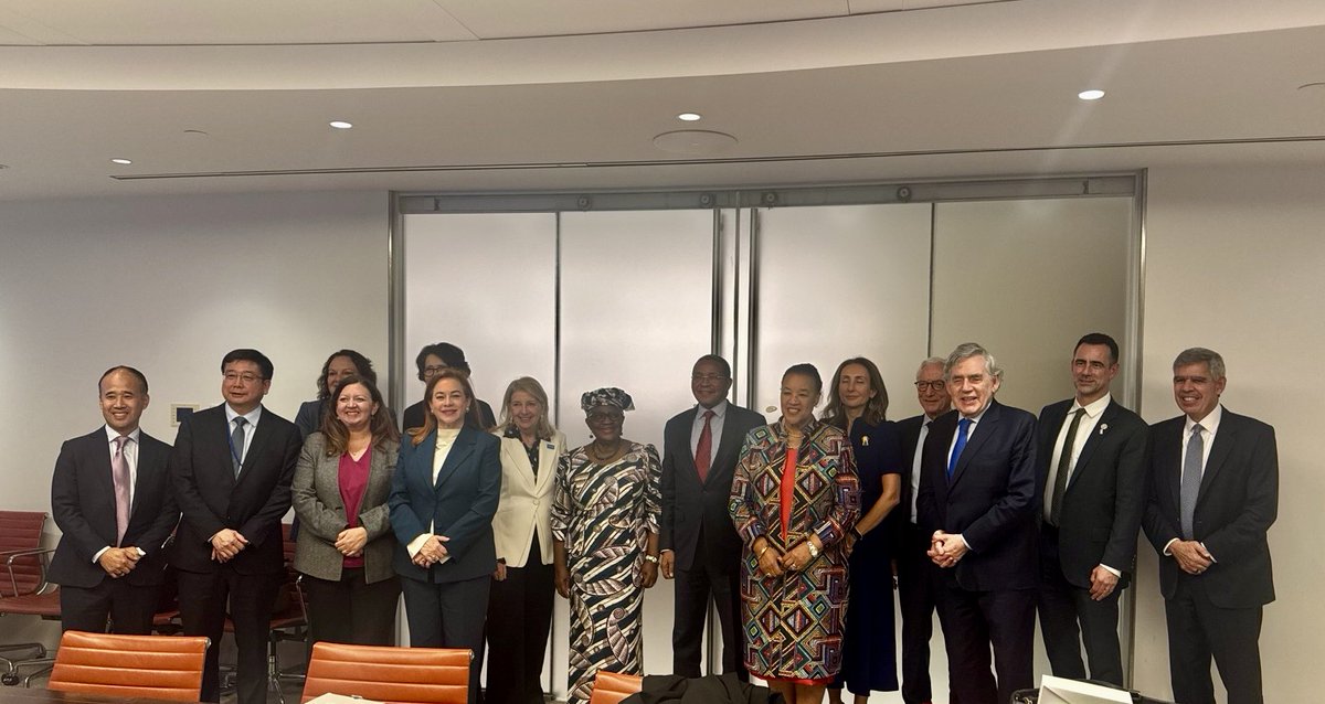 mfespinosaEC's tweet photo. On the margins of #UNGA81, I joined the inaugural meeting of the Council on the Future of Global Education, co-chaired by Gordon Brown and Mohamed El-Erian. I am delighted to be part of the Council alongside colleagues including Ngozi Okonjo-Iweala, Director-General of the World Trade Organization; Catherine M. Russell, Executive Director of UNICEF; and Vera Songwe.

Education must remain a global priority even as budgets tighten and crises multiply. The Council can help build a stronger case for sustained investment while focusing on what children and young people need: access to learning, skilled teachers and the ability to navigate a changing world.

I look forward to working with fellow Council members to connect political leadership, evidence and financing in support of country-led solutions, especially where poverty, conflict and displacement put education most at risk. The future of education must be shaped with young people and measured by the opportunities they gain. @GordonBrown @elerianm @NOIweala @unicefchief @SongweVera