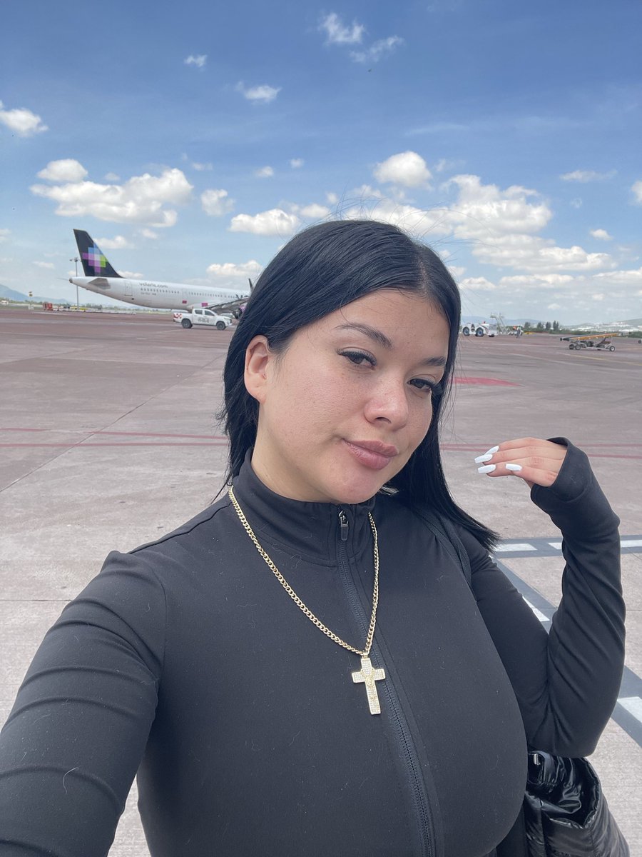 Baby_Scorpionss's tweet photo. At AirPort ✈️📍GDL https://t.co/ySkZwJRKfV