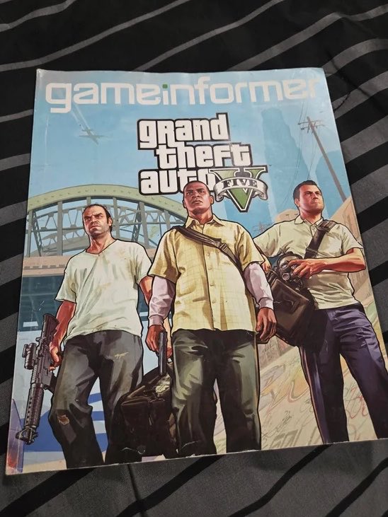 GTASixInfo's tweet photo. 13 years apart. Generational. https://t.co/KBEllIQgG9