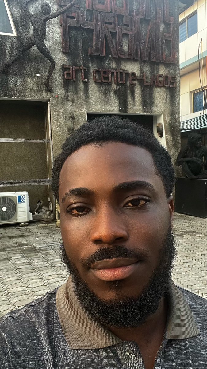 drharveee's tweet photo. No 9-5 girl can bag me, im above their payroll in everything https://t.co/oOPxfmwhfH