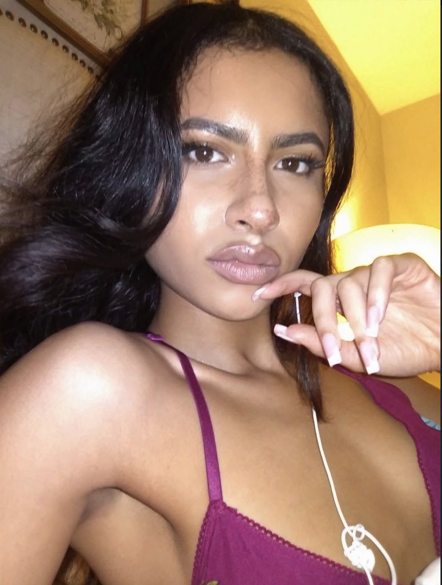 Leekslntuerlude's tweet photo. Ginuwine and Solé daughter Story Asaundra >>😍😍😍 https://t.co/nXLhh2myOL