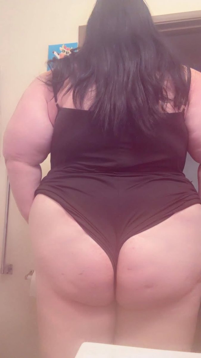 MilkyKayybbw's tweet photo. #bbw #thick 👅🥺💦🍑 https://t.co/aoNlhi7MSZ