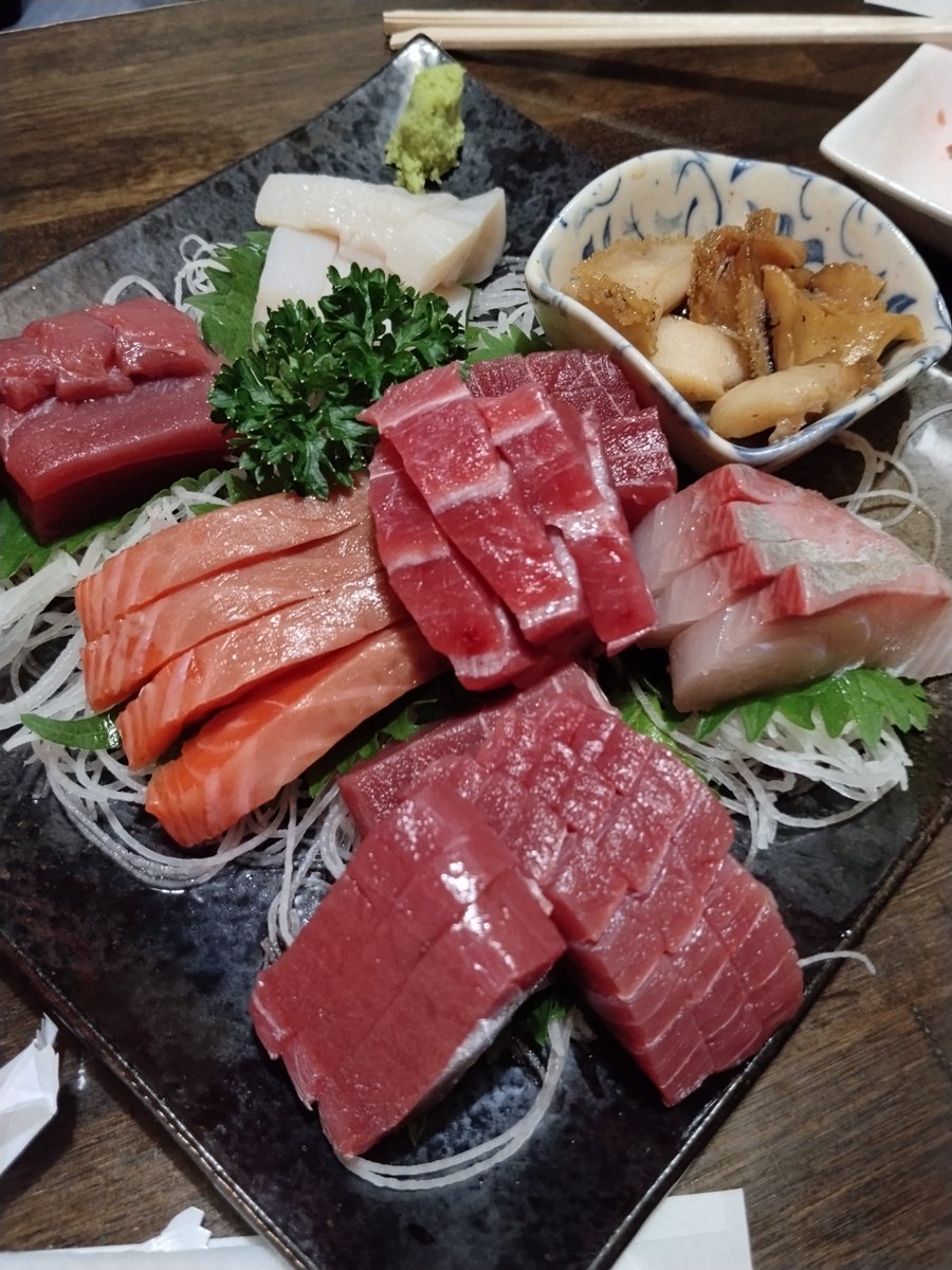 YoshidaEmilyyy's tweet photo. 職場の仲いい人と飲んでました🐢 https://t.co/K2v3BGnFVQ