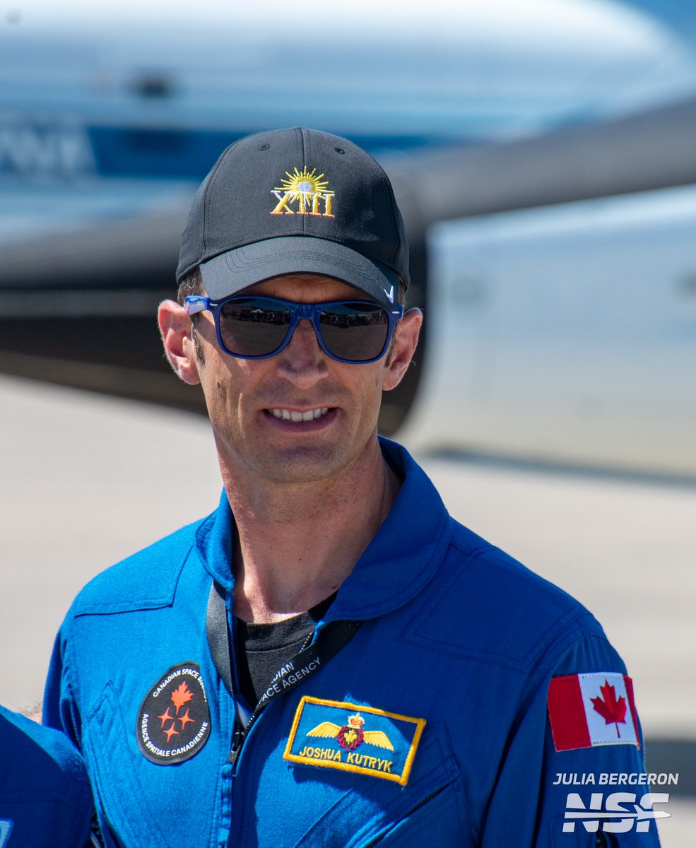 julia_bergeron's tweet photo. Crew 13 has arrived at KSC ahead of their mission scheduled for October 1.
Meet the Crew
Jessica Watkins - NASA
Luke Delaney - NASA
Joshua Kutryk - CSA
Sergey Teteryatnikov - Roscosmos
📷 @NASASpaceflight
https://t.co/pfQYM1yg7B https://t.co/VV5YO9HMb2