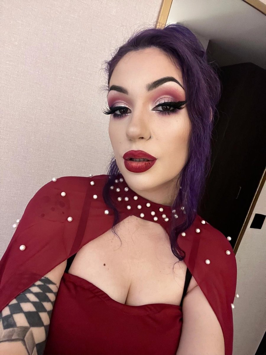 theelusivemoon's tweet photo. Summer of 2026 had me stuck in post op and/or surgeries prep, and I visited only 3 events - 1 birthday and 2 weddings. This is the look from wedding no.2 💝 Would you wear this fit? 😎 #gothmodel #ootd #reddress #weddingevent https://t.co/ToCdFUEut6