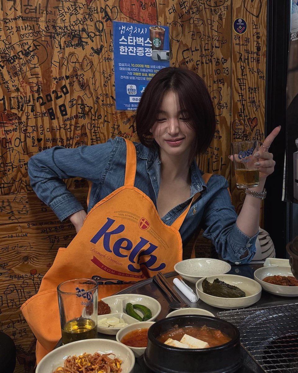 sucilly's tweet photo. 世界中が敵になっても、私は君の味方だよ。 🥰
UTGra https://t.co/FHiDmLA9PC