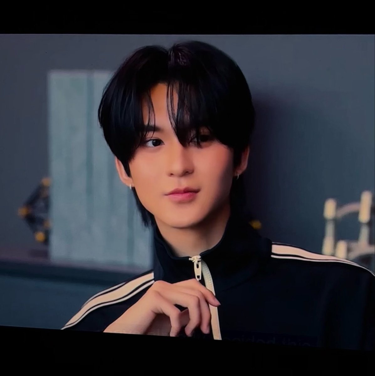 prthxsnt's tweet photo. oh can we talk about ryujin in today’s episode?!? because he looked so good >3< #MrFanboyEP5 https://t.co/cmCPD0SXsJ