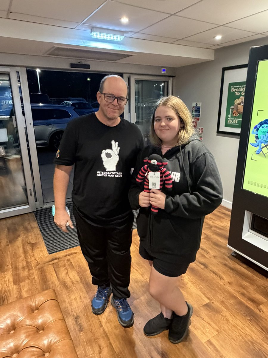 PaulONeill29's tweet photo. The legends made it 77 miles on their bikes to Silverstone ❤️🙏🏆

Thanks to everyone who donated and helped out Darren and Lucy’s trip for @andysmanclubuk

Lucy loved her prezzie from @StephJS 👌 https://t.co/SuXl5p7fvw