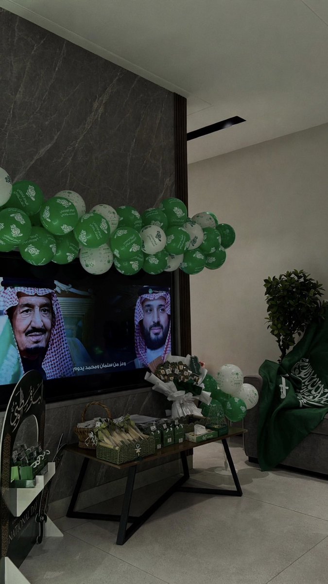 justRF9's tweet photo. دامت رايتك خضراء 🇸🇦🤍

#اليوم_الوطني_السعودي
#اليوم_الوطني_96 https://t.co/uFGSgpAi7O