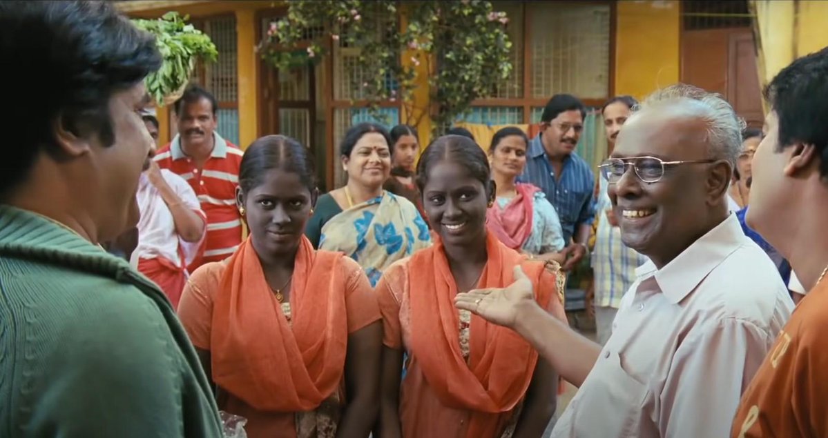 AnandKumar70630's tweet photo. @VenkaT_PawanisT @TheOfficialSBI Hahaha nijam.. oka pakka sbi vadu inko pakka na canara bank vaadu motham mogistunnaruuu https://t.co/z0MNE1LnGO
