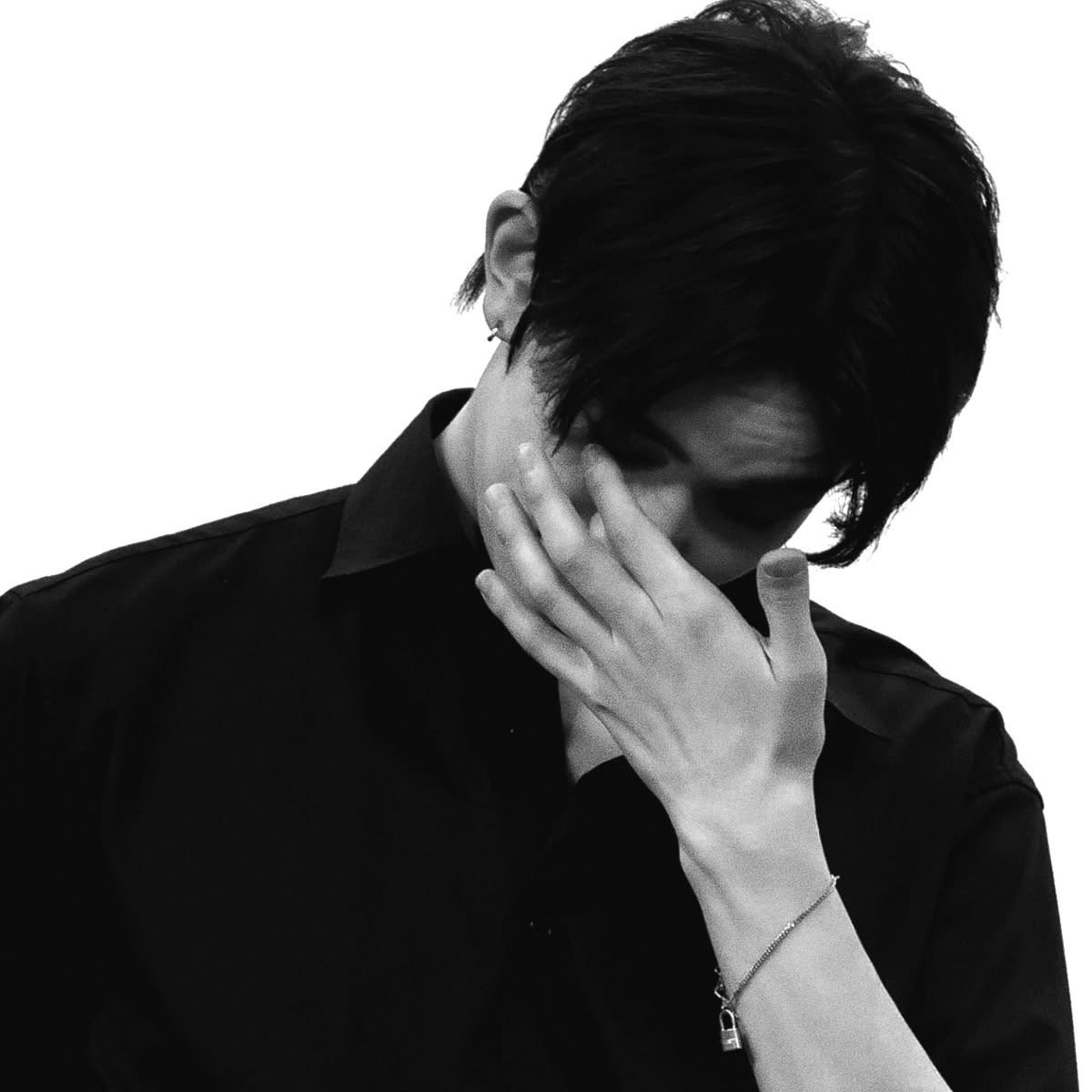 heejakemine's tweet photo. the most attractive pics of him https://t.co/KSDTMM8rw3