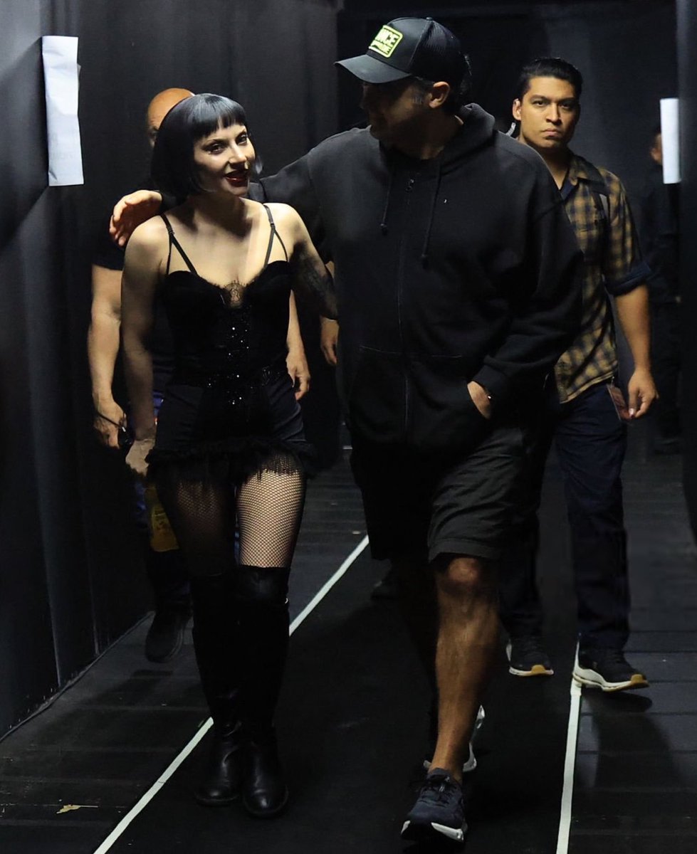 RDTLadyGaga's tweet photo. Hoje é o aniversário do Father Monster 🥳💙

Michael Polansky está completando 43 anos nesta data, e desejamos tudo de melhor pro divo e a nova família que está formando junto com a Gaga! https://t.co/Uy7gTMeZO6