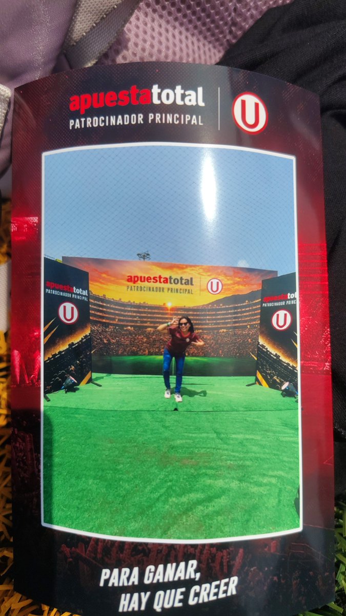 Lissnohely's tweet photo. #YDaleU ❤️💛 https://t.co/47jLfo1SkG
