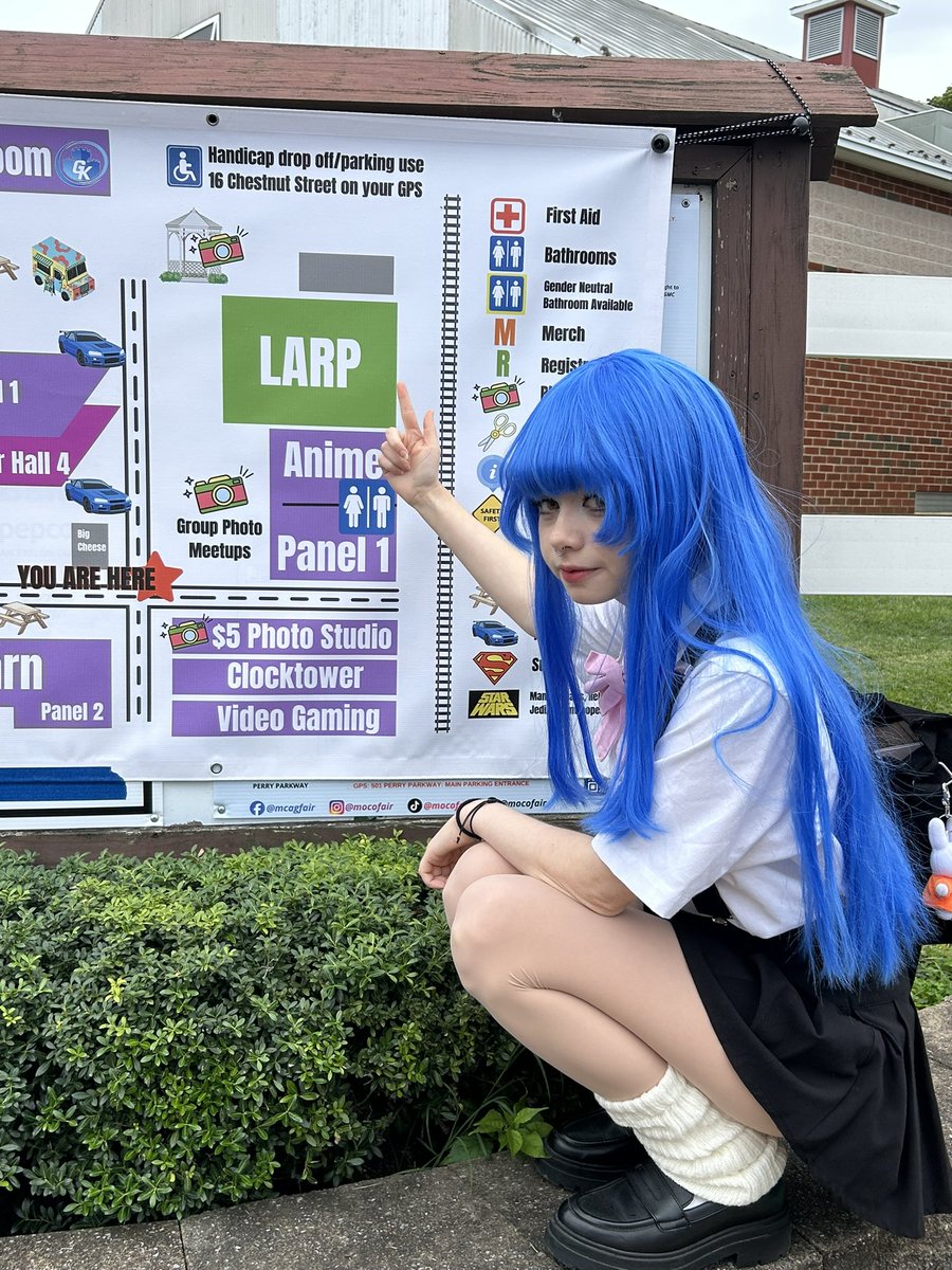 meivix_'s tweet photo. i went to the larp field and everyone knew you https://t.co/J6KT5YyV2P
