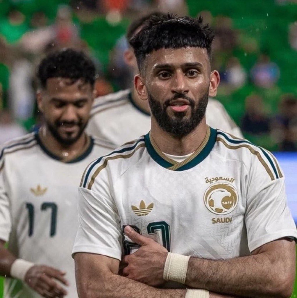 iFalcon10's tweet photo. الحي يحييك 💚🇸🇦 https://t.co/jyp4S6IPWo