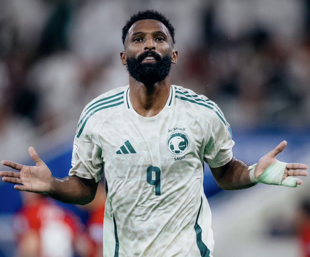 iFalcon10's tweet photo. الحي يحييك 💚🇸🇦 https://t.co/jyp4S6IPWo